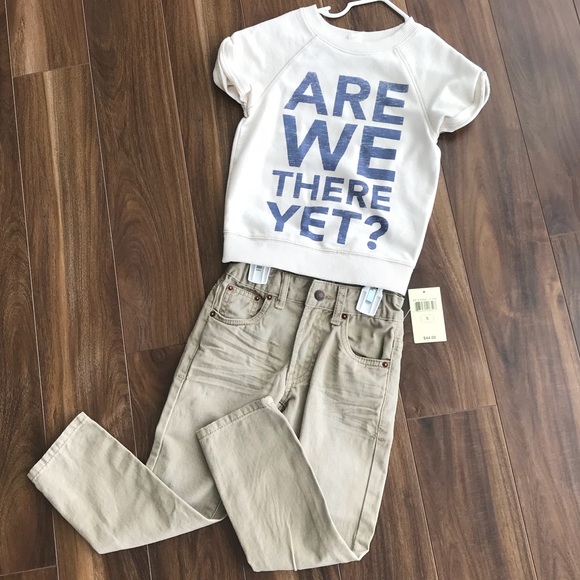 ✨Lucky Brand 5t Toddler Boys Jeans and Top Bundle - Picture 1 of 8